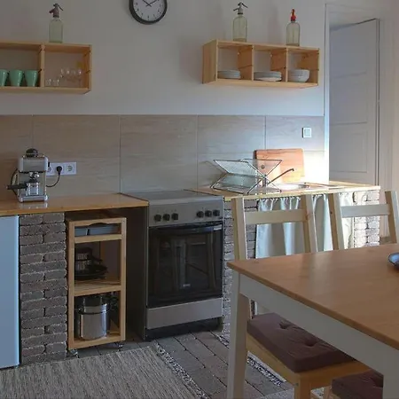 Дом отдыха Amande House &