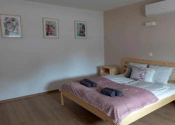 Amande House & בית נופש *