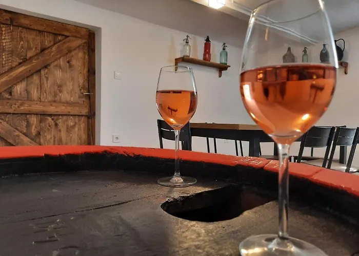 Hébergement de vacances Amande House & *