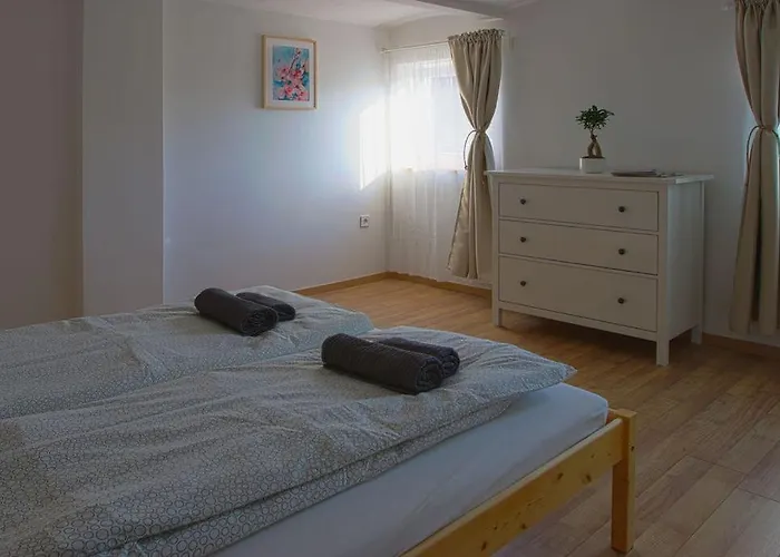 בית נופש Amande House & *