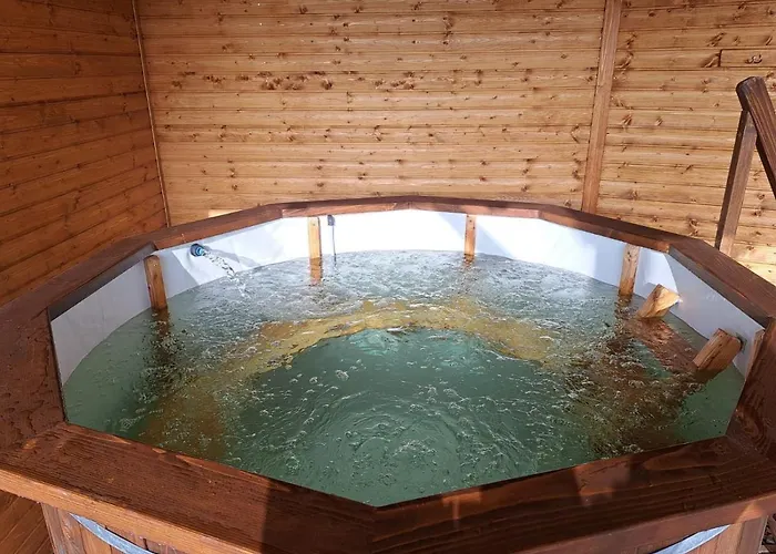 Amande House & Hébergement de vacances